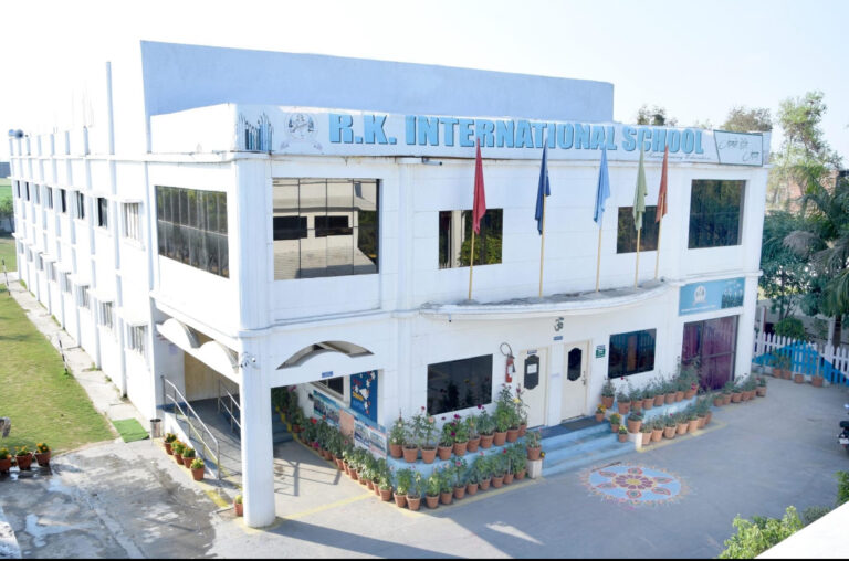 Rk International School Dinara